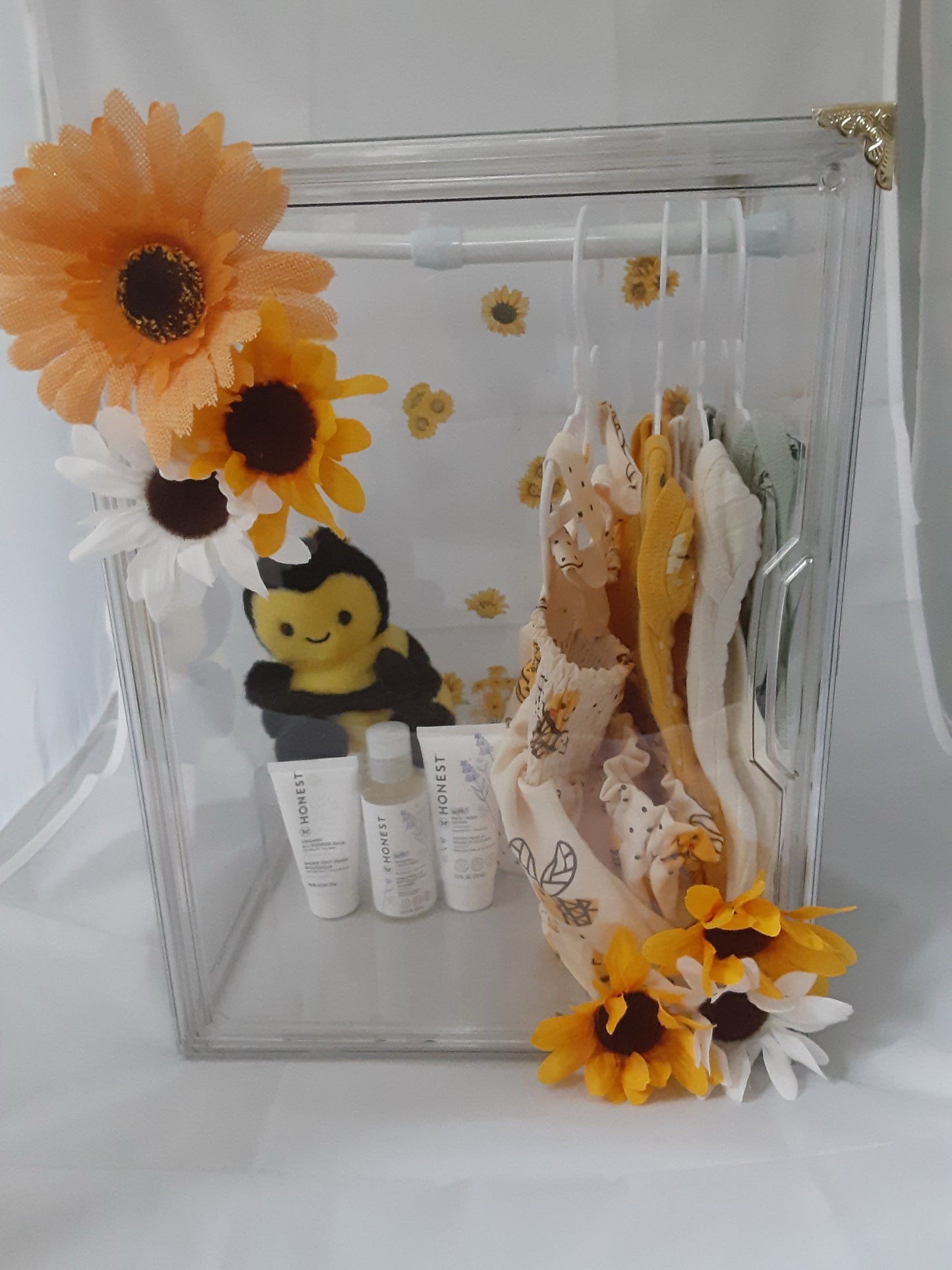 Floral Bee baby wardrobe