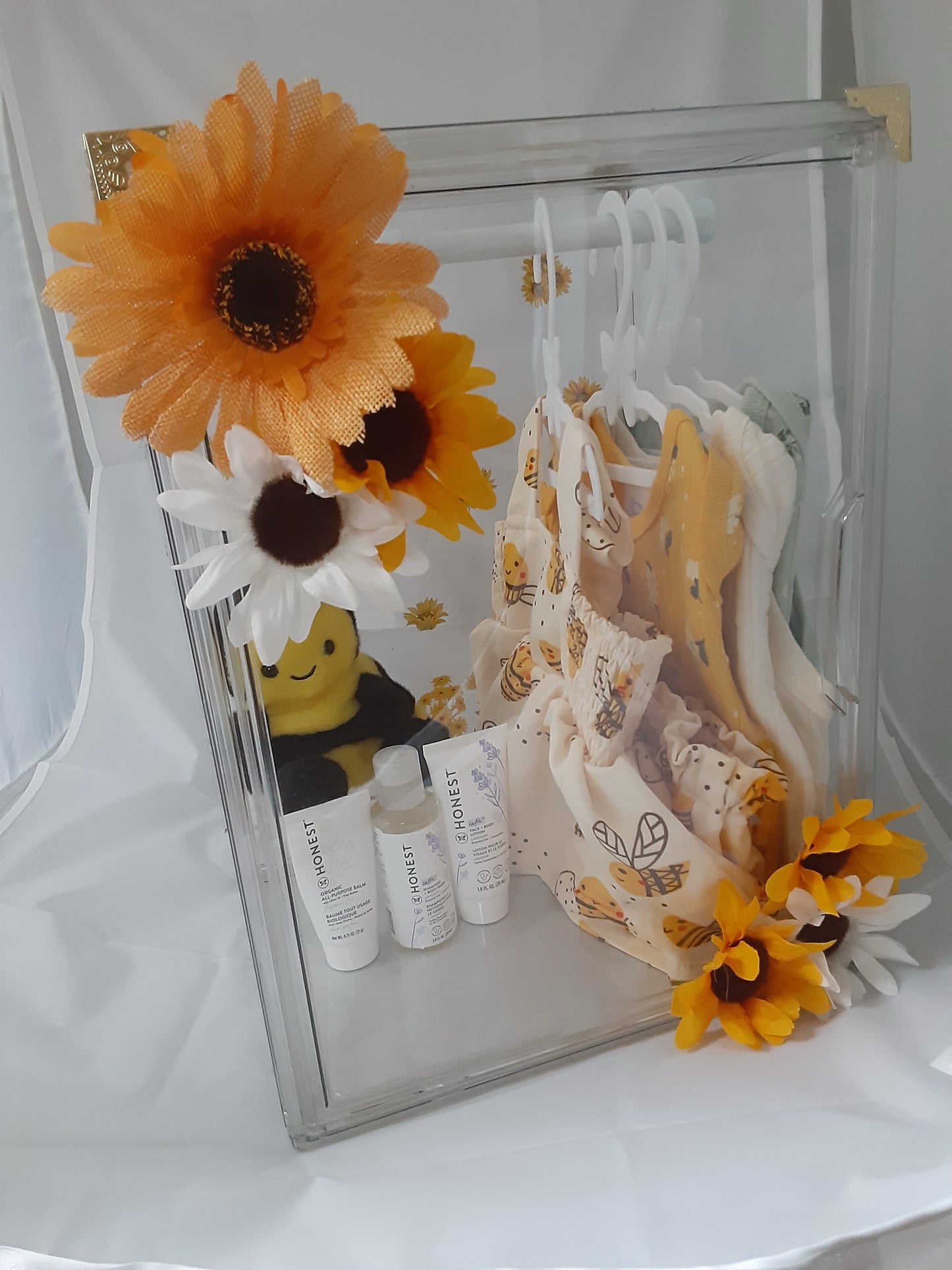 Floral Bee baby wardrobe